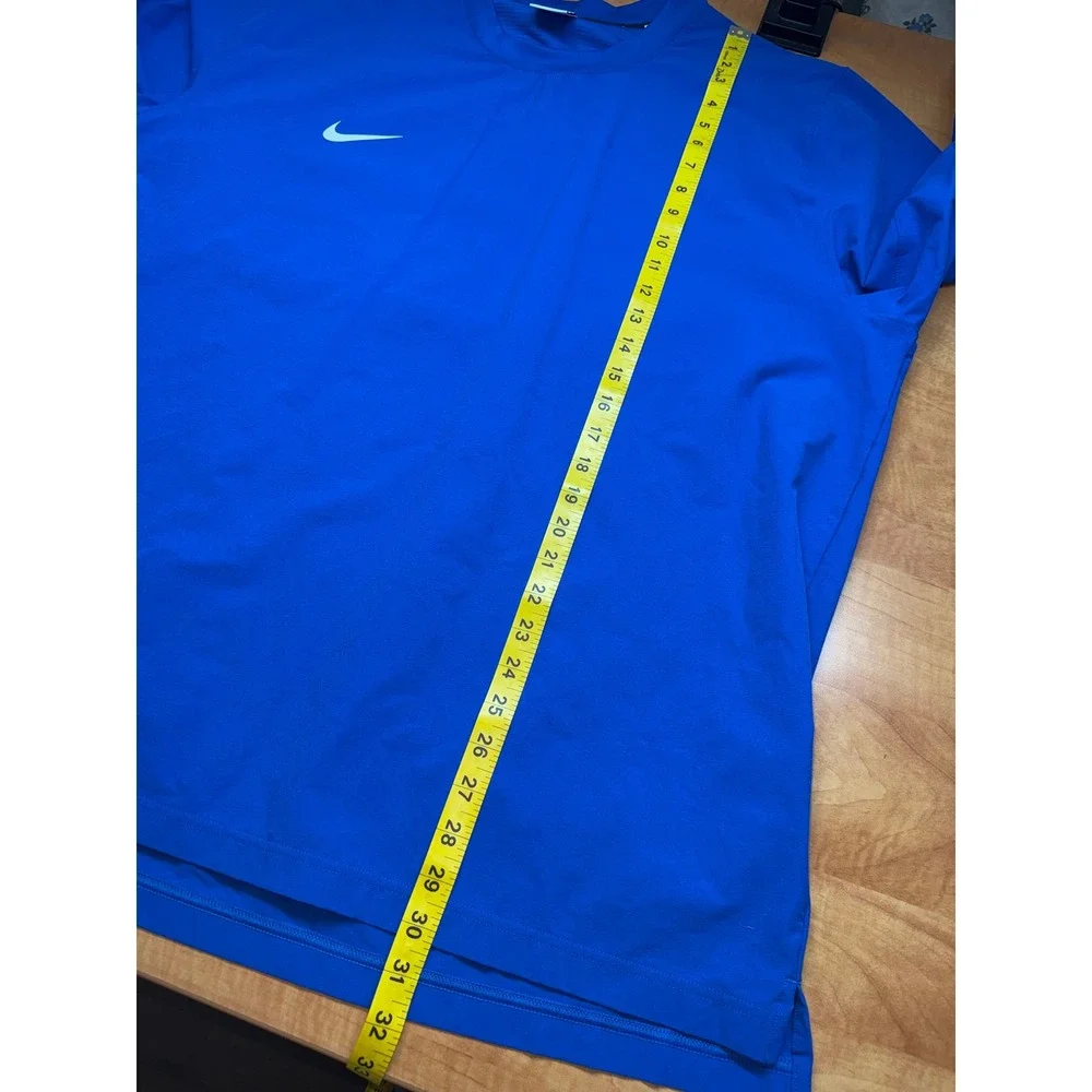 Nike Dri-FIT Mens XL Royal Blue Long Sleeve Training Shirt Ribbed Panels
